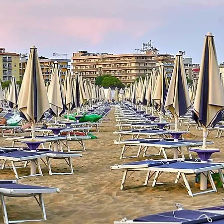 Colorful With Pool By Beahost 3* Bibione